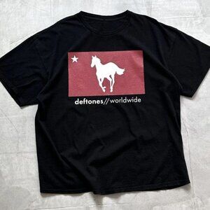 Unisex Deftones T shirt